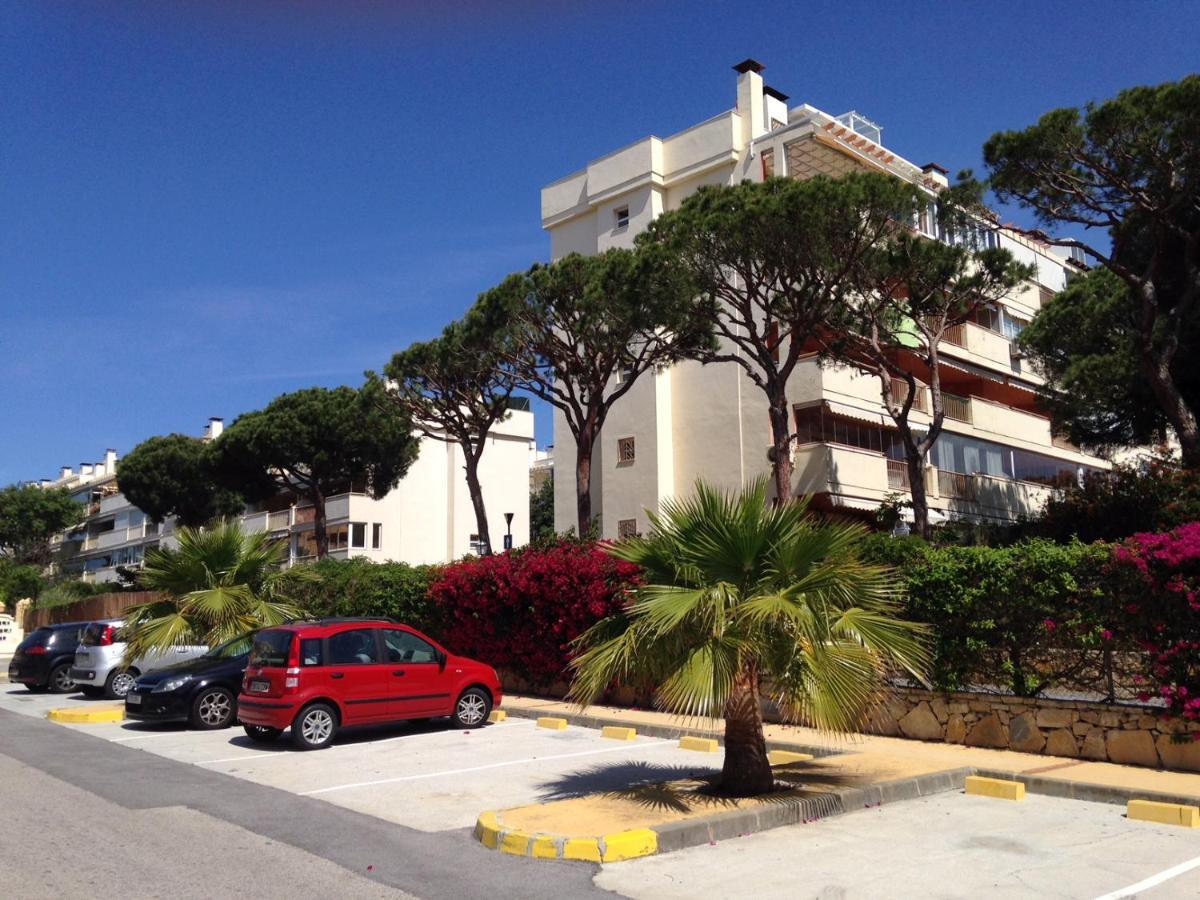Beautiful Holiday Apartment 2 Bedroom Beach And Pool Malaga Marbella Calahonda Royale Mijas Costa Spain Luaran gambar
