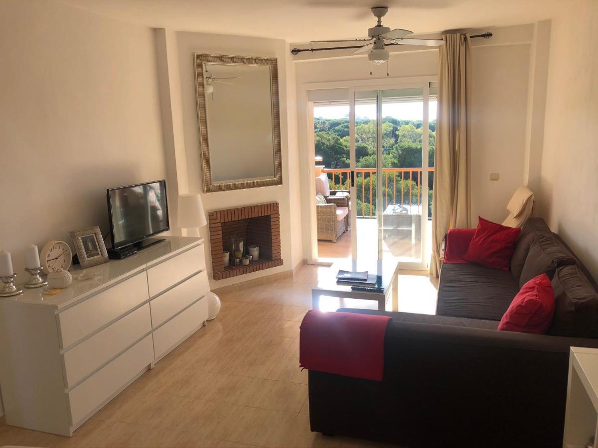 Beautiful Holiday Apartment 2 Bedroom Beach And Pool Malaga Marbella Calahonda Royale Mijas Costa Spain Luaran gambar
